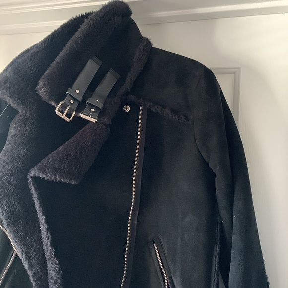 By Flow Black Belted Faux Suede & Fur Jackets - Picture 5 of 15